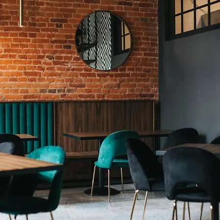 Centrum 5a Prochnika 21 * Λοτζ