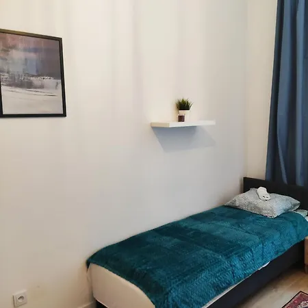 Centrum 5a Prochnika 21 Λοτζ