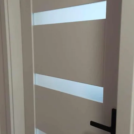 Centrum 5a Prochnika 21 * Λοτζ