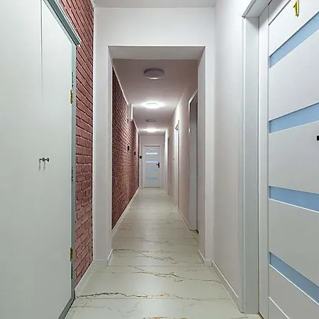 호텔 Centrum 5a Prochnika 21
